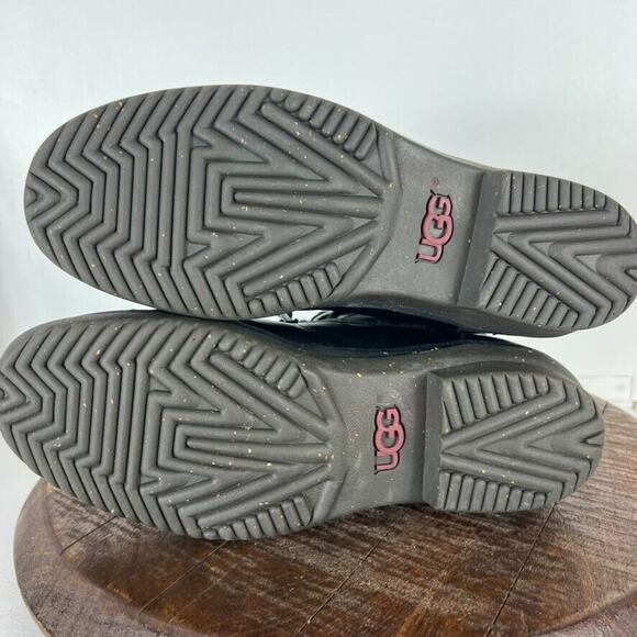 Ugg Kesey Boots Womens 8.5 Black Snow Fur Wool Lining Insoles Lace Up Zip Biker - Picture 5 of 14